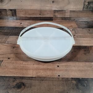 Tupperware 12" Round Carrier 405-1 with Lid 224-11